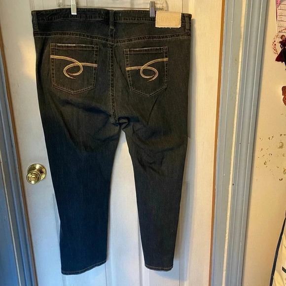 Z Cavaricci Dark Wash Straight Leg Blue Jeans Women Plus Size 22/42” Pockets - Picture 6 of 11